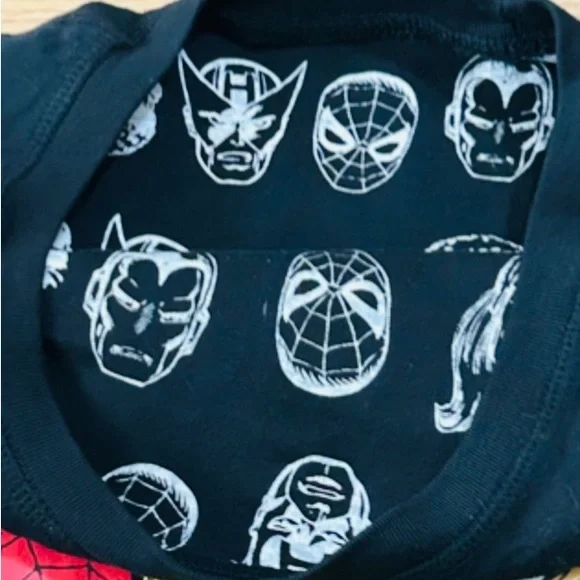 Marvel Retro Avengers Crewneck Reversible Sweatshirt EUC Size Small - Picture 4 of 4